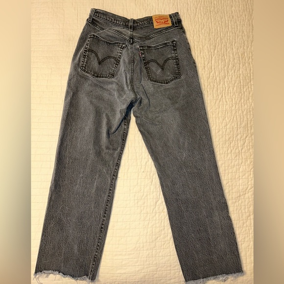Levi’s Ribcage - Picture 2 of 3